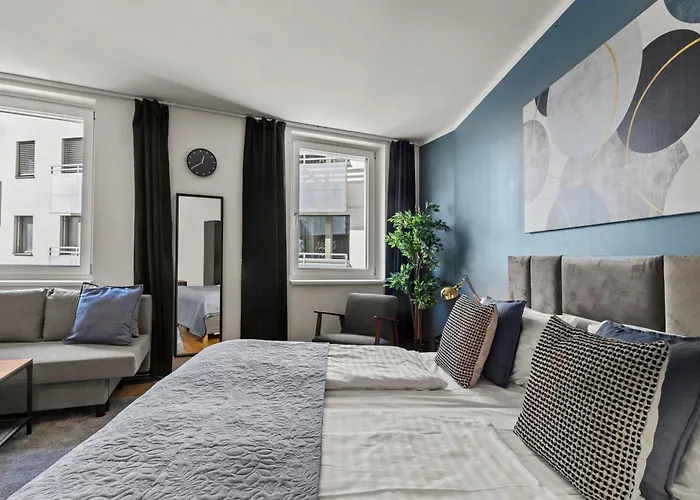 Rhc Station I Near Helmut Zilk Park I High Speed Wifi Apartment *