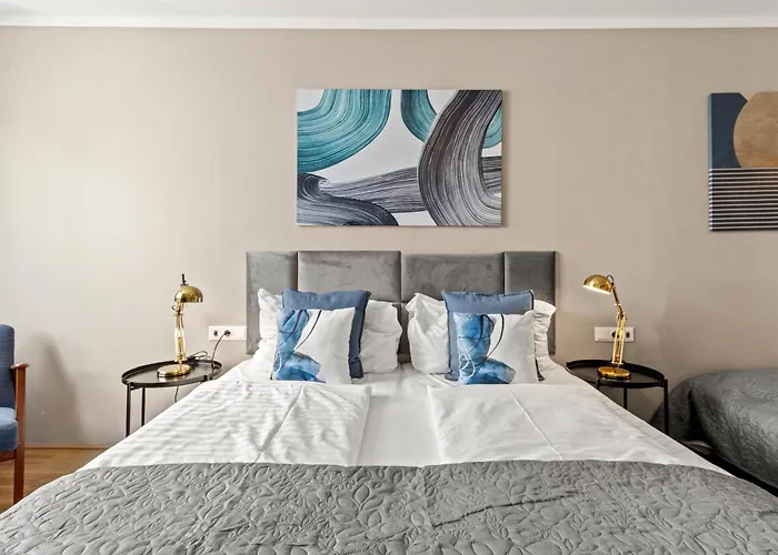 Apartment Rhc Station I Near Helmut Zilk Park I High Speed Wifi