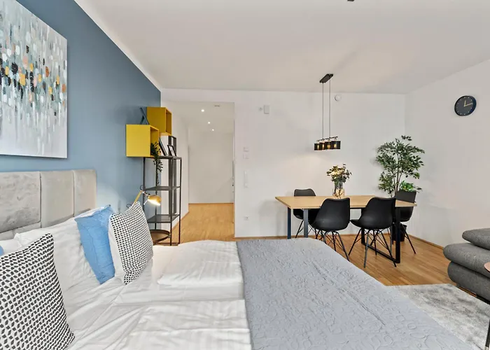 Rhc Station I Near Helmut Zilk Park I High Speed Wifi * Vienna