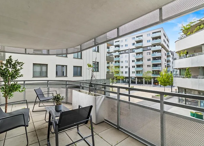 Rhc Station I Near Helmut Zilk Park I High Speed Wifi * Vienna